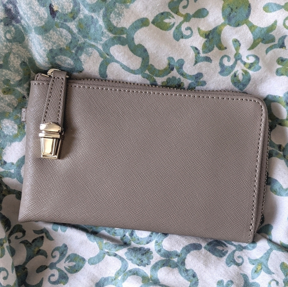 Danier Tan Leather Wallet/Wristlet